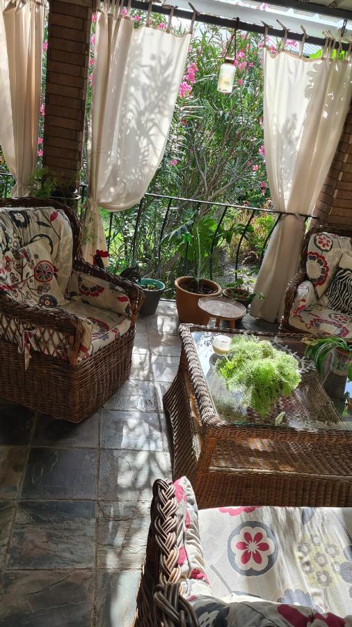 Comfy Home-Tropical Garden & 5 Min Walk To Beach Tamarin Exterior foto